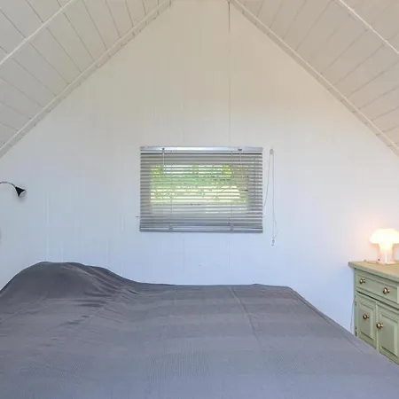 Vakantiehuis Nice In W/ Wifi And 4 Bedrooms